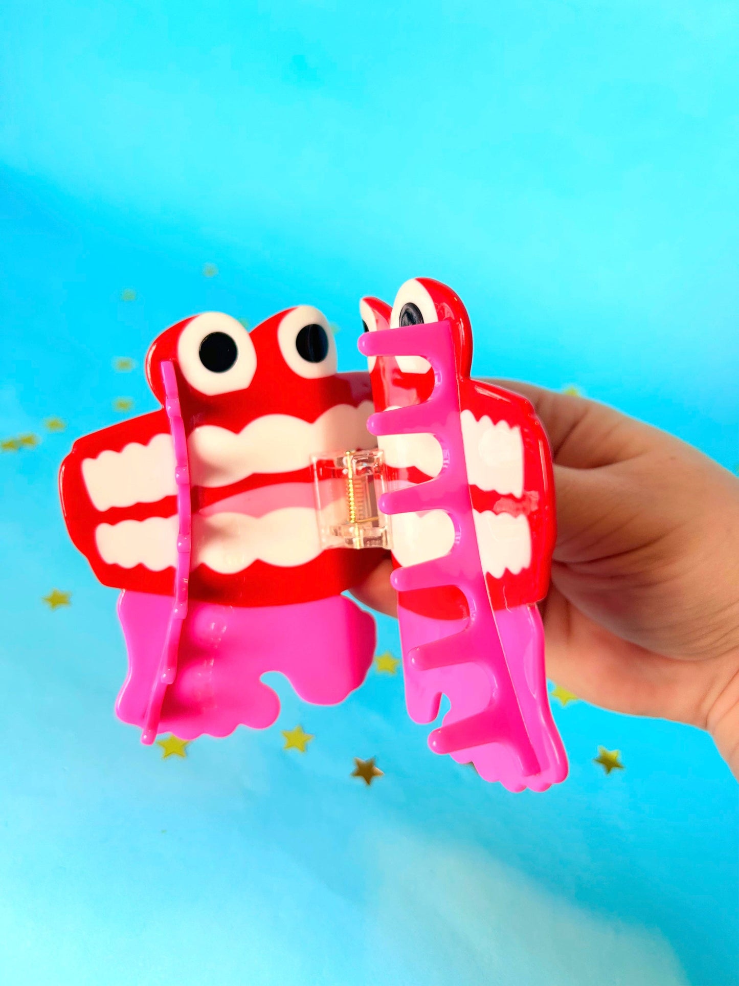 Chatter Teeth Hair Claw