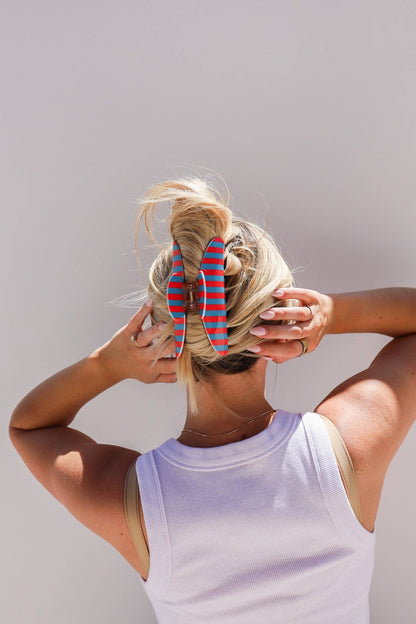 AMERICA'S SWEETHEART CLAW (2 PATTERNS): RED STRIPED