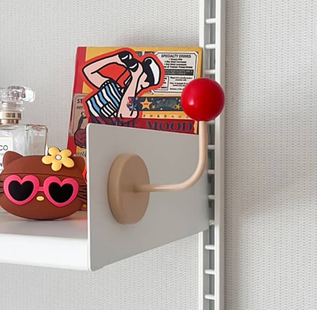 Color Block Magnetic Hook for Bags, Clothes and Hats: Yellow and Blue