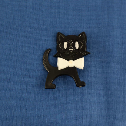 Cat pin black and white GDR pin