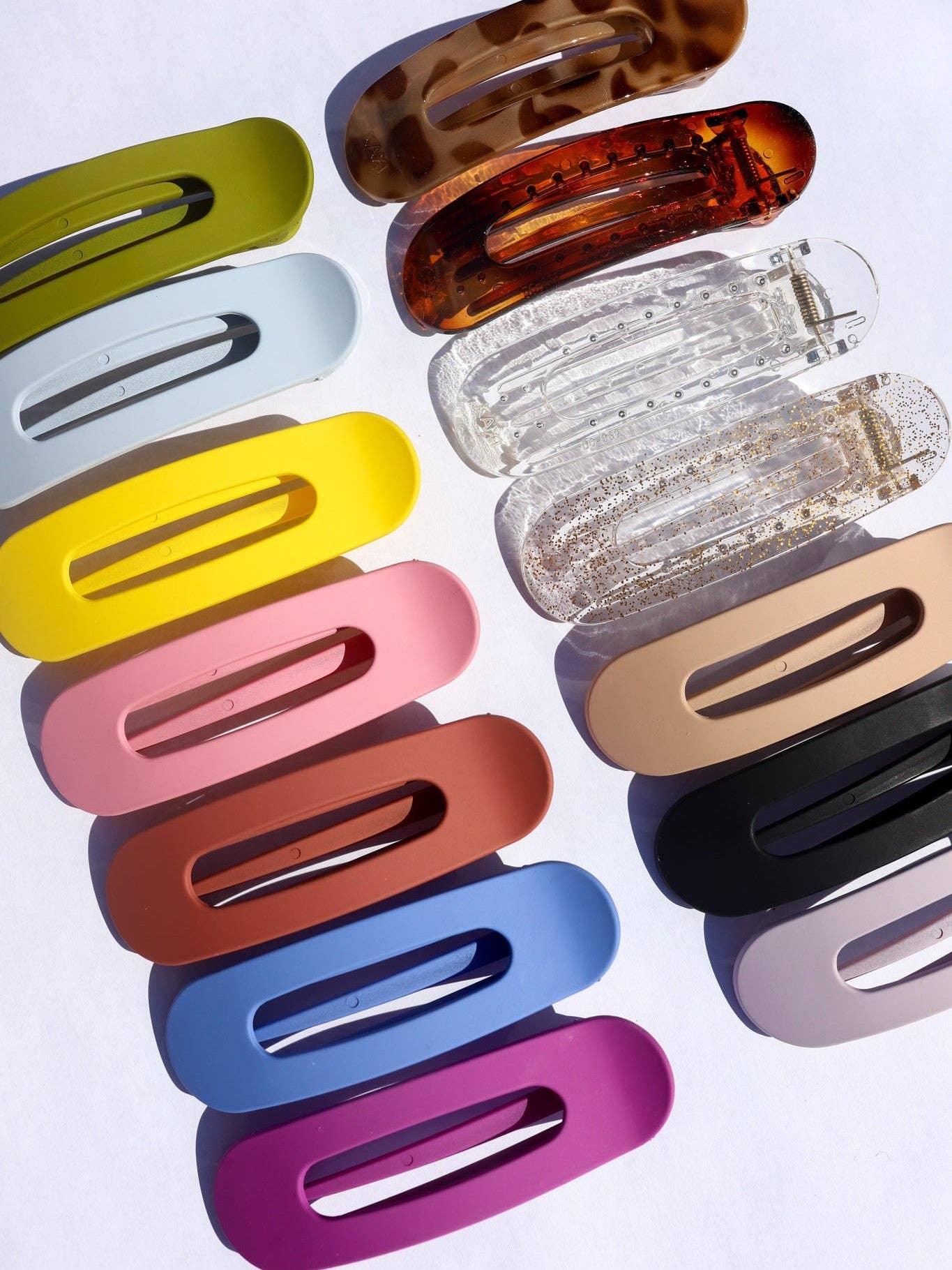 LAY DOWN CLAWS ( 19 COLORS ): SPRING GREEN