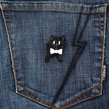Cat pin black and white GDR pin