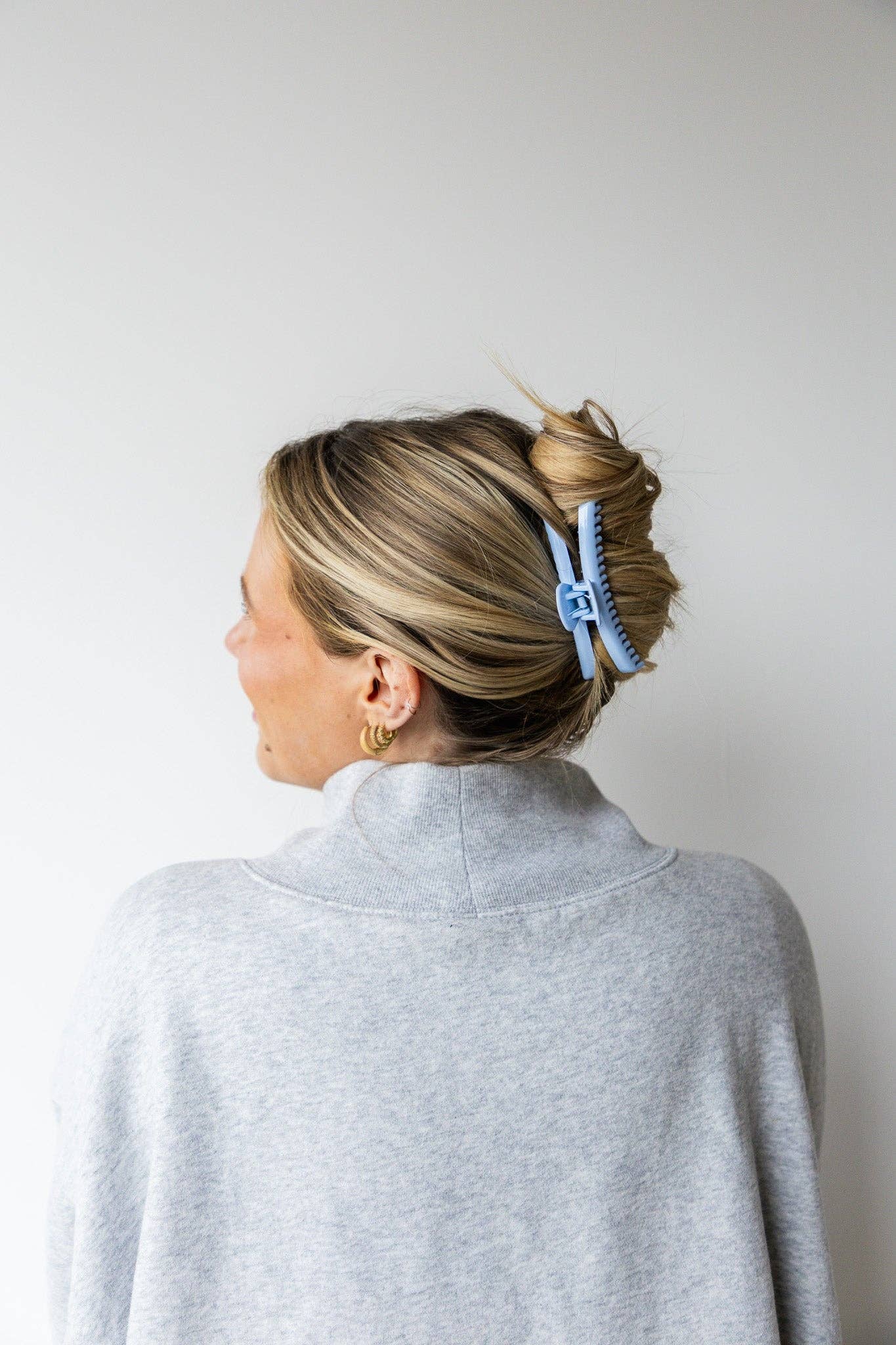 SHINY MIDI HOLD EVERYTHING CLAW ( 24 COLORS ): COW PRINT